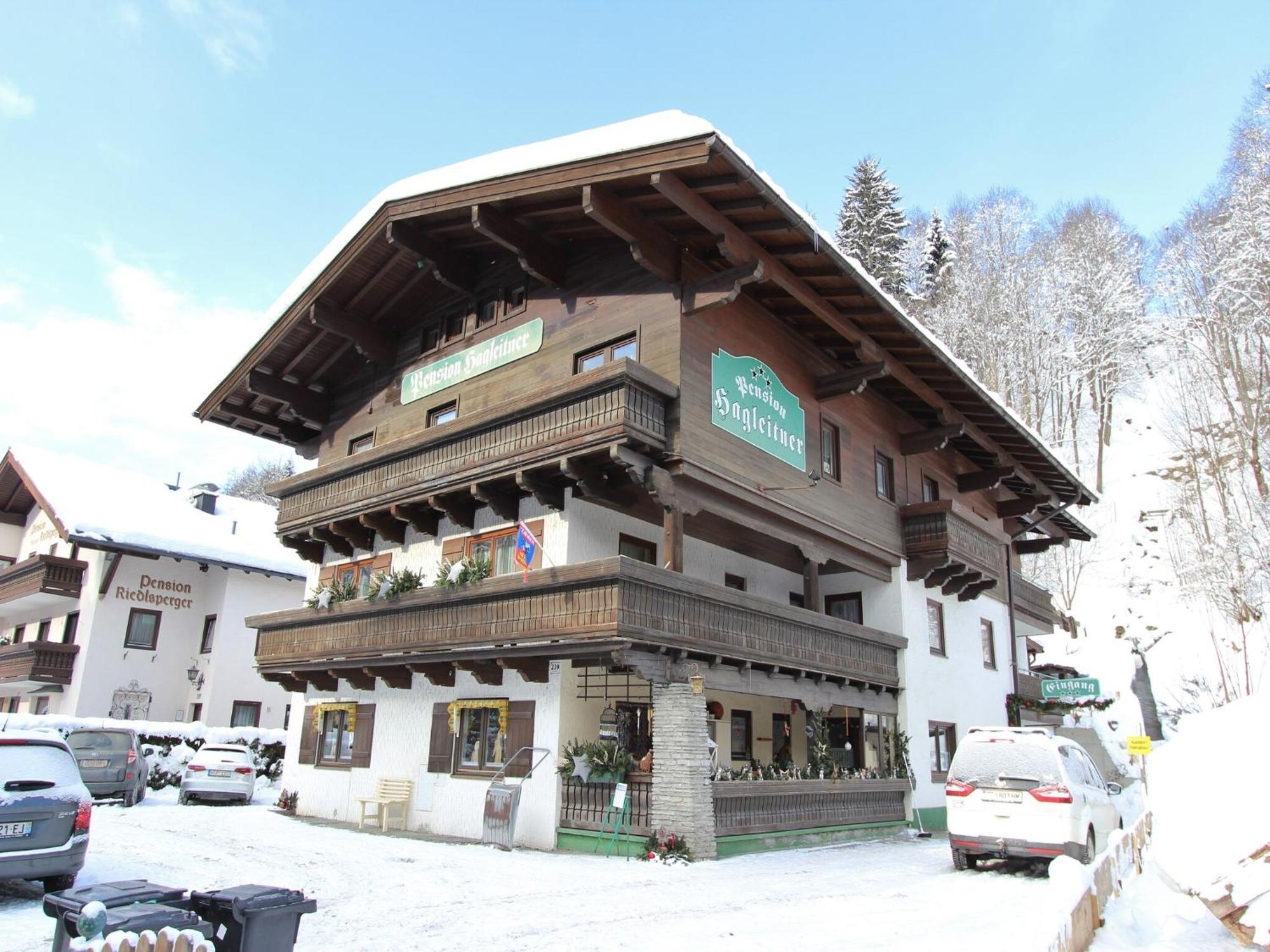 In Hinterglemm Near Area * Saalbach-Hinterglemm